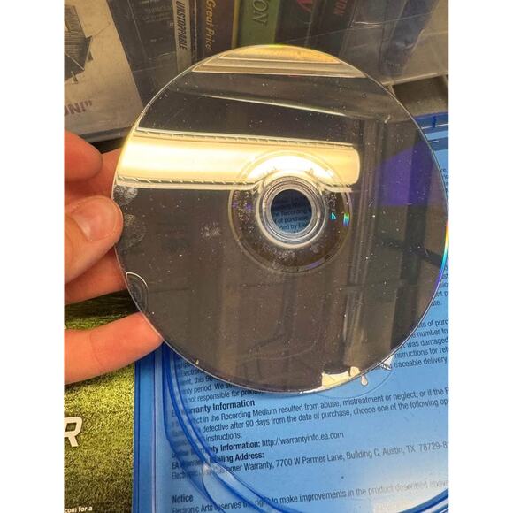 PlayStation 4 / Video Game/ Madden 16 / EUC - Picture 4 of 4